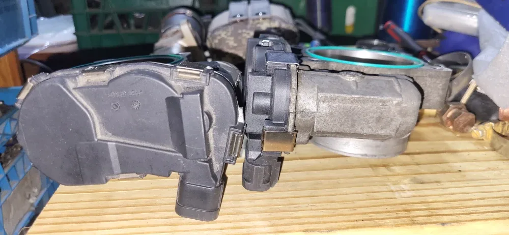 GM Throttle Body image indicator(3)