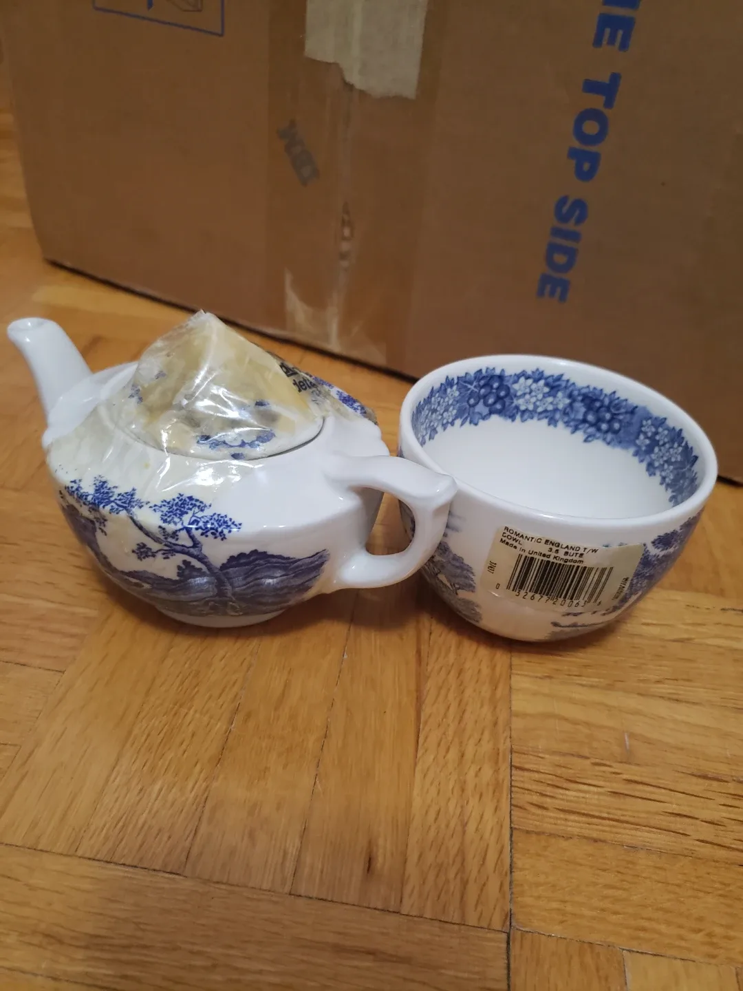 Assorted Teapot, Bowl, and Fruit Basket image indicator(2)