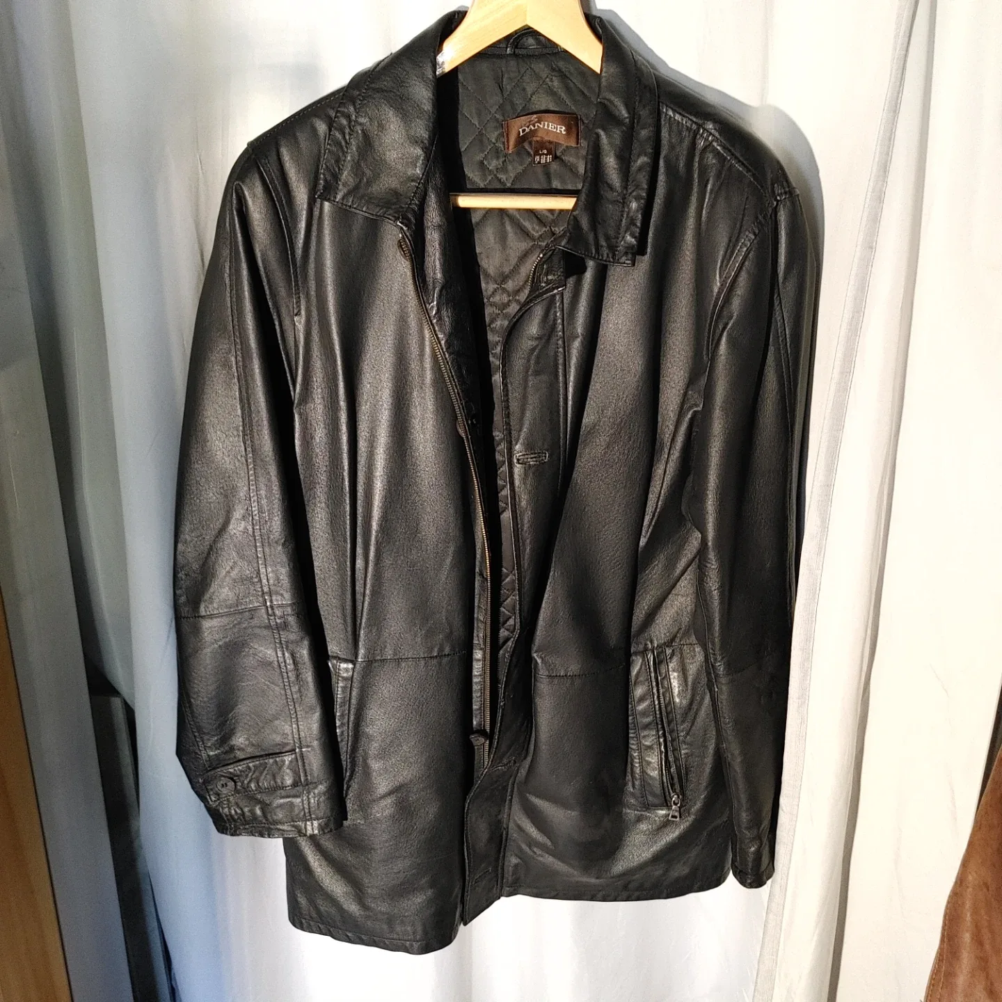 Danier Black Leather Jacket - Size L/G