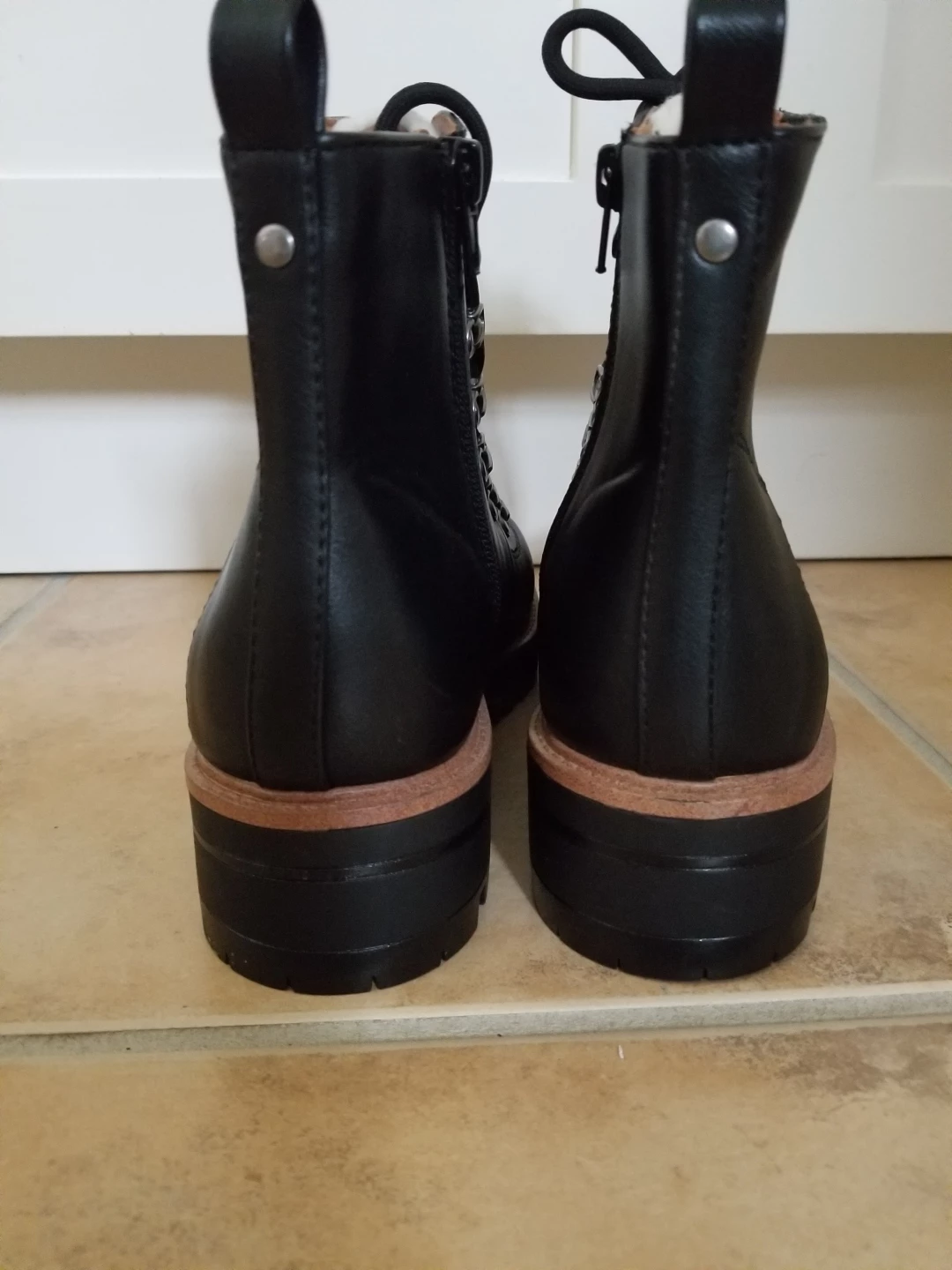 Lucky Brand Women's Black Leather Boots - Size 7 - photo 5
