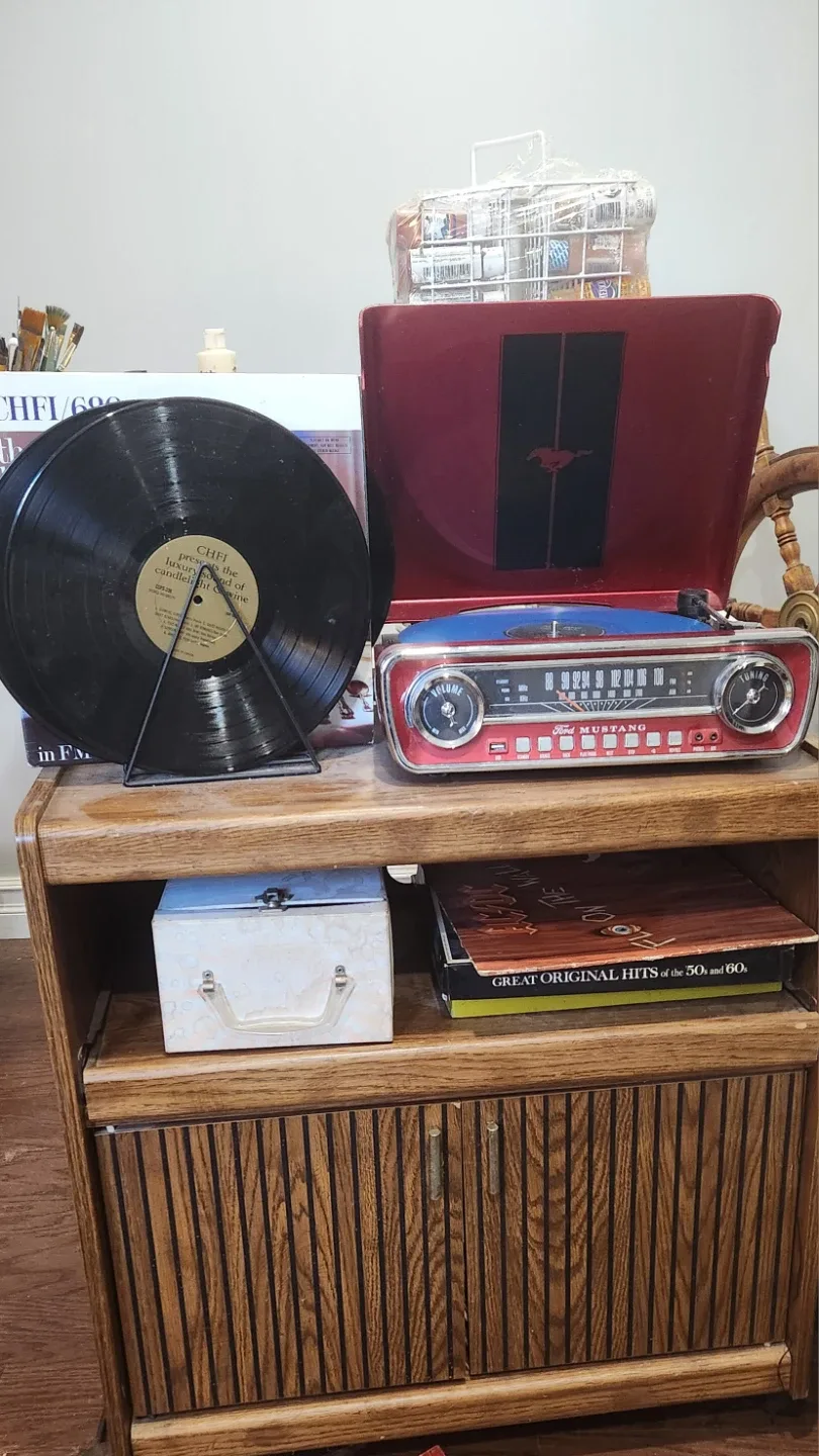 Ford Mustang Record Player & Vinyl Records