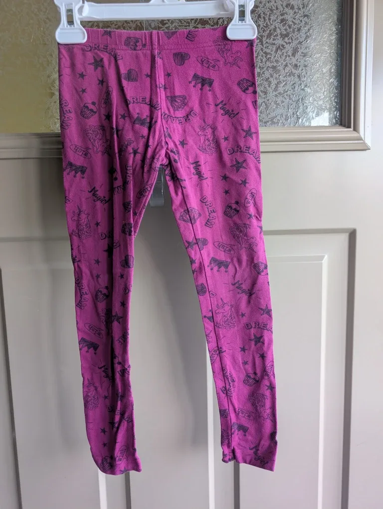 Girls sz 6 leggings $4 each image indicator(4)