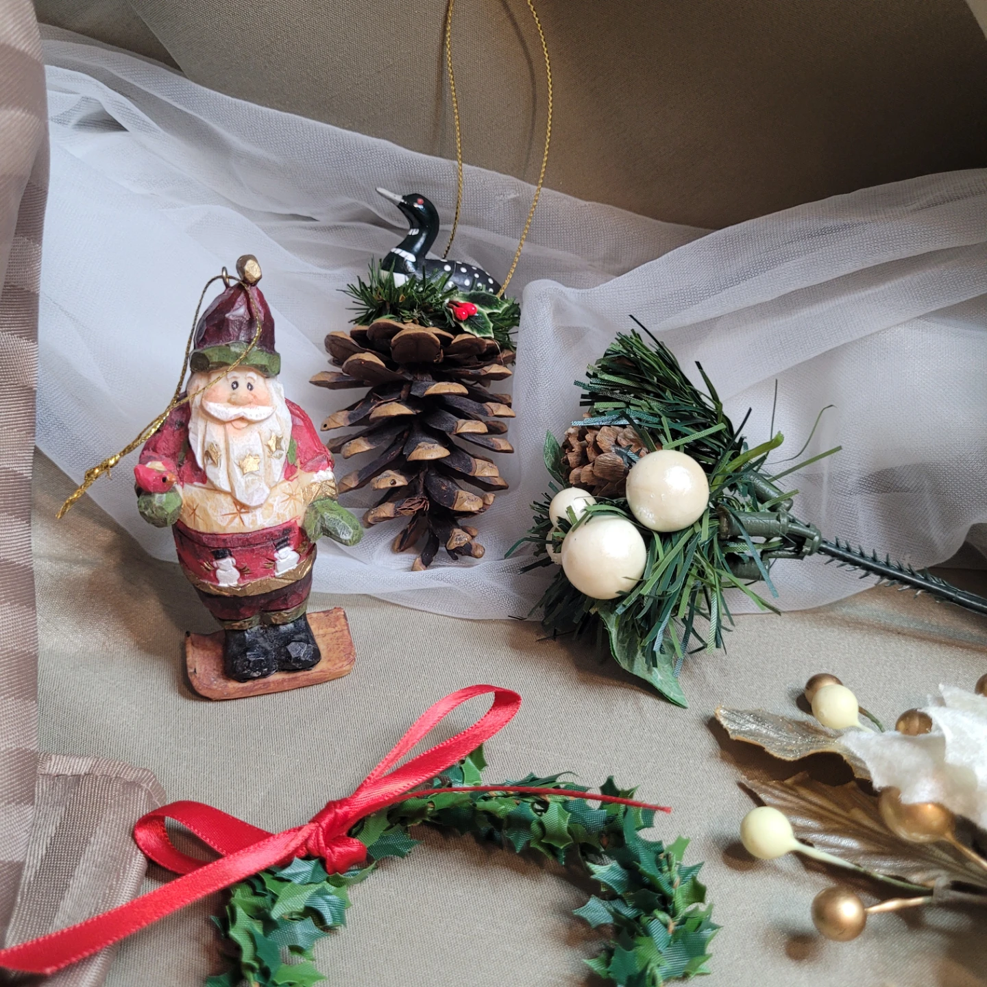 Mix Misc lot of 10 Holiday Christmas Ornaments Decoration - photo 3