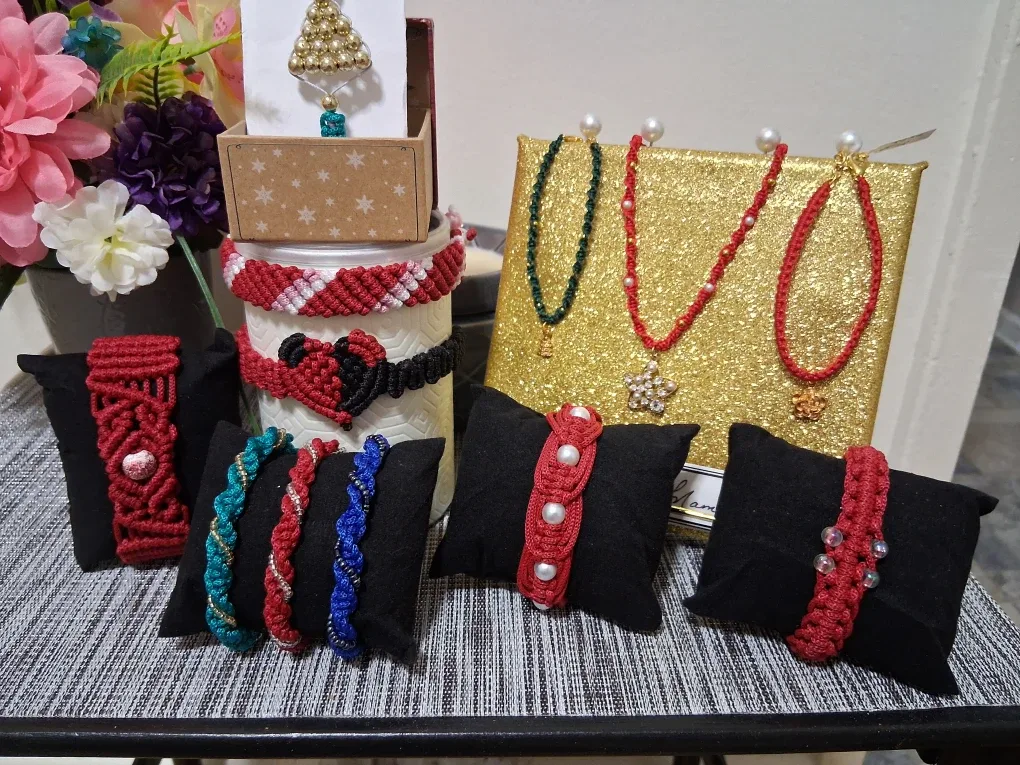 Christmas is coming! thumbnail