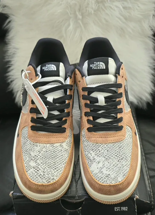Brand new Nike Air Force Special Model snake skin $139 image indicator(2)
