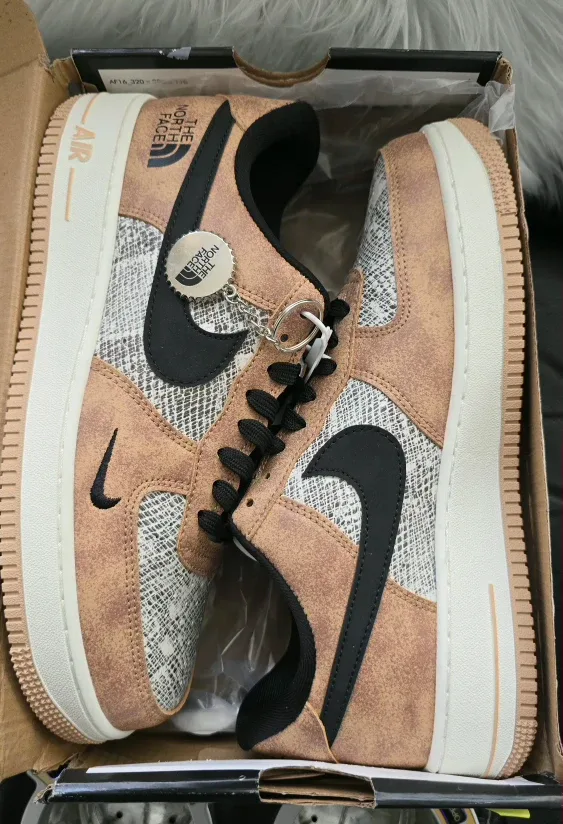 Brand new Nike Air Force Special Model snake skin $139 image indicator(3)