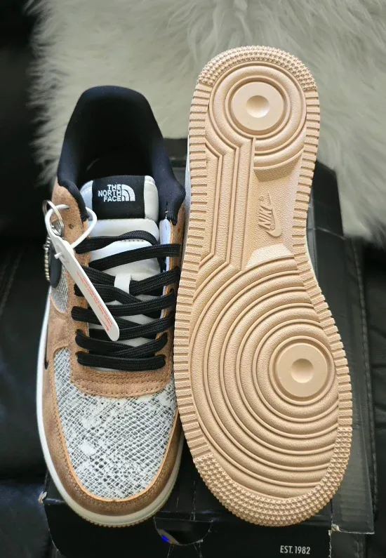Brand new Nike Air Force Special Model snake skin $139 image indicator(5)