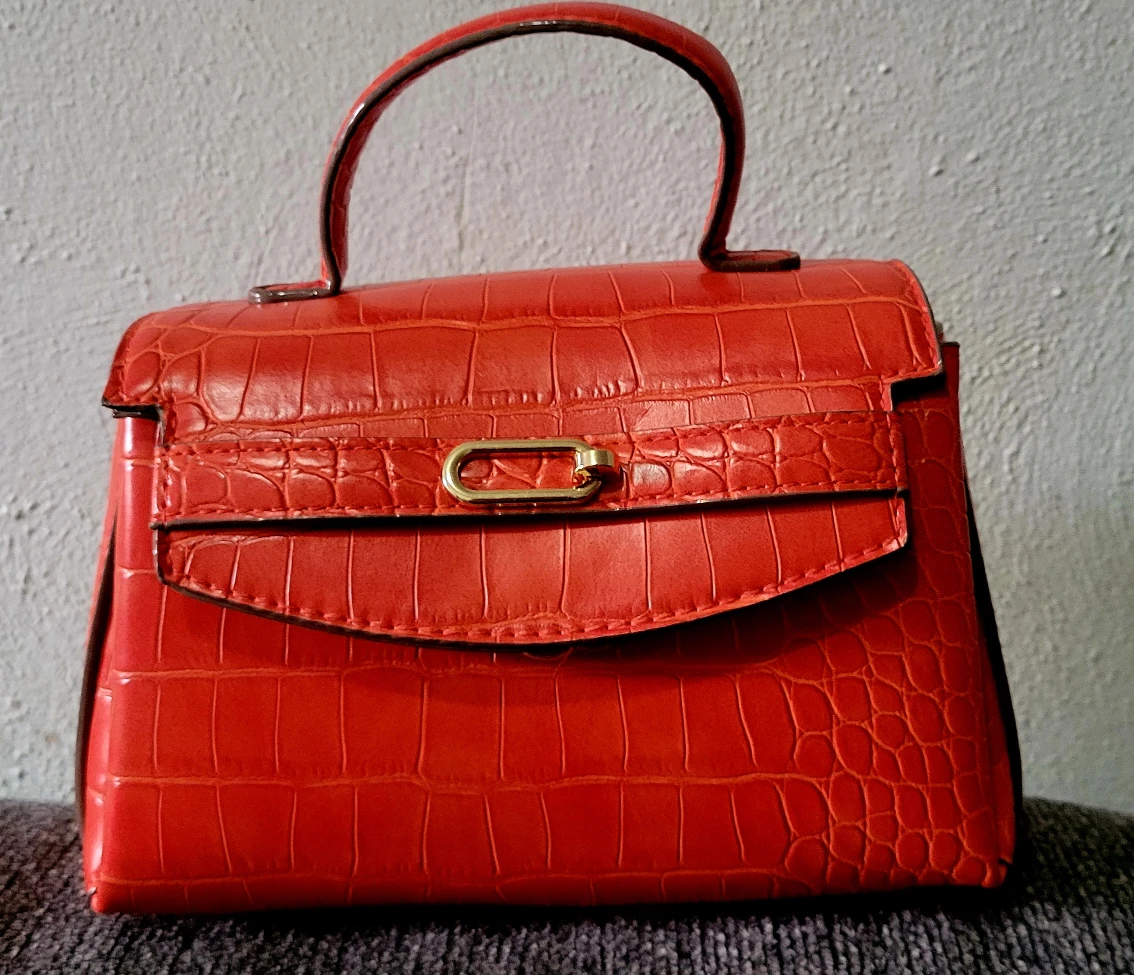 Red Croc Embossed Top Handle Bag - photo 4