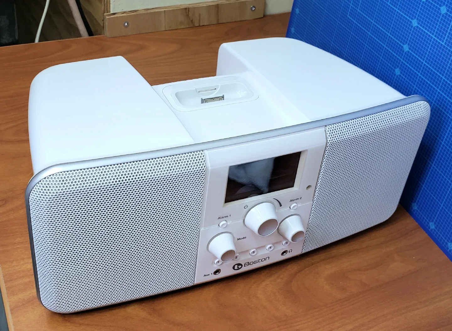 Boston Acoustics Duo-i Plus Tabletop Radio image indicator(3)