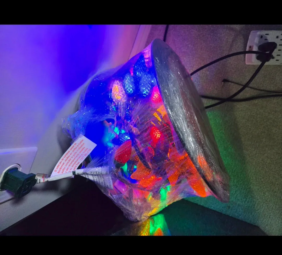 New For Living Outdoor 150 C7 LED Lights – Multi Color image indicator(4)