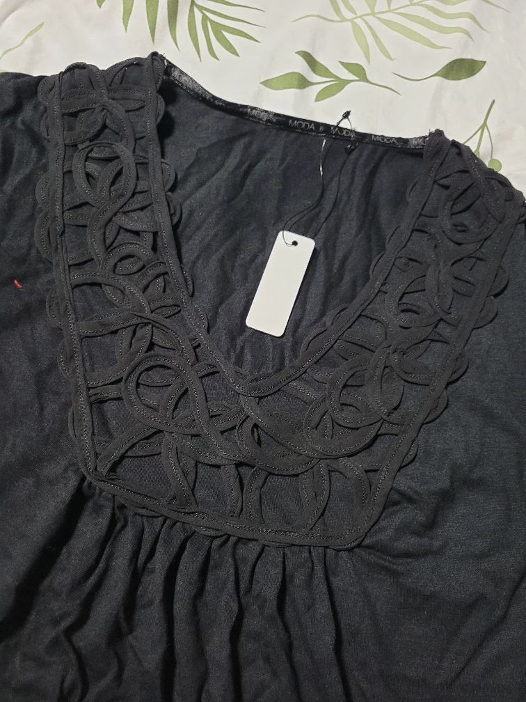Moda Int'l Black Top - photo 2