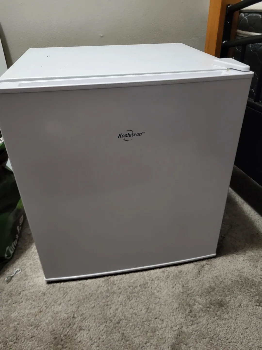 Koolatron KBC46-W Kool Compact Fridge - White