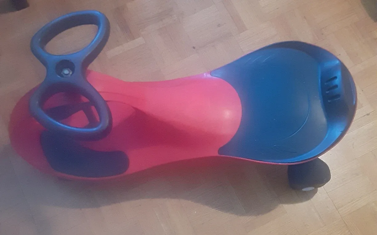 Red & Black Wiggle Car