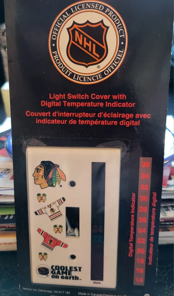 NHL Chicago Blackhawks Light Switch Cover image indicator(2)