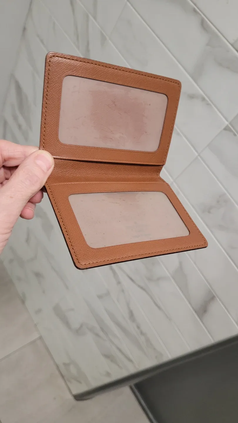 Authentic Louis Vuitton image indicator(9)