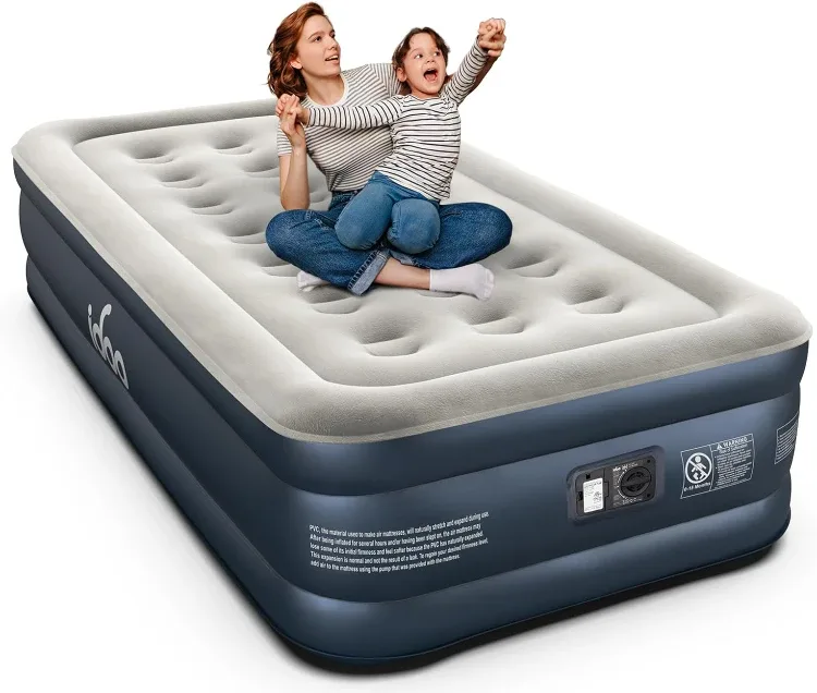 Air Mattress with Built in Pump BNIB