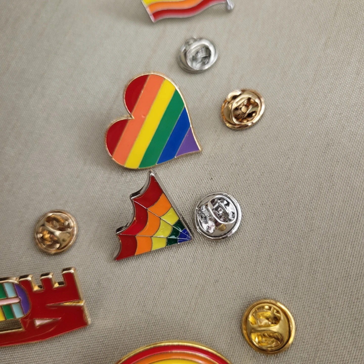 1" Rainbow Pins Brand New without Tags 3.00 or 2 for 5.00 - photo 4
