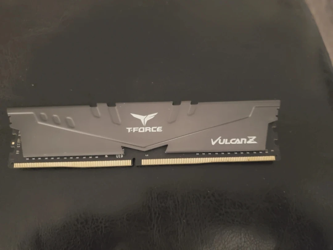 16GB DDR4 RAM TeamGroup T-Force Vulcan Z