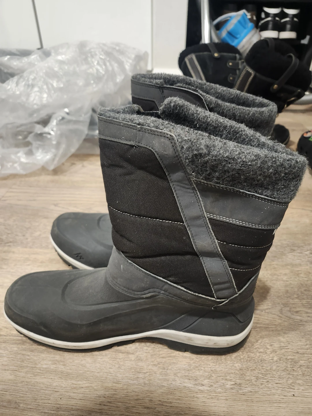 **Winter Clothing Bundle for Sale!** - photo 3