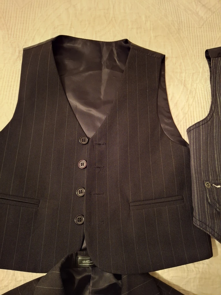 Boys' Size 6-8 bundle - Blazer, Pants, Vests, Shirt & Tie - photo 4