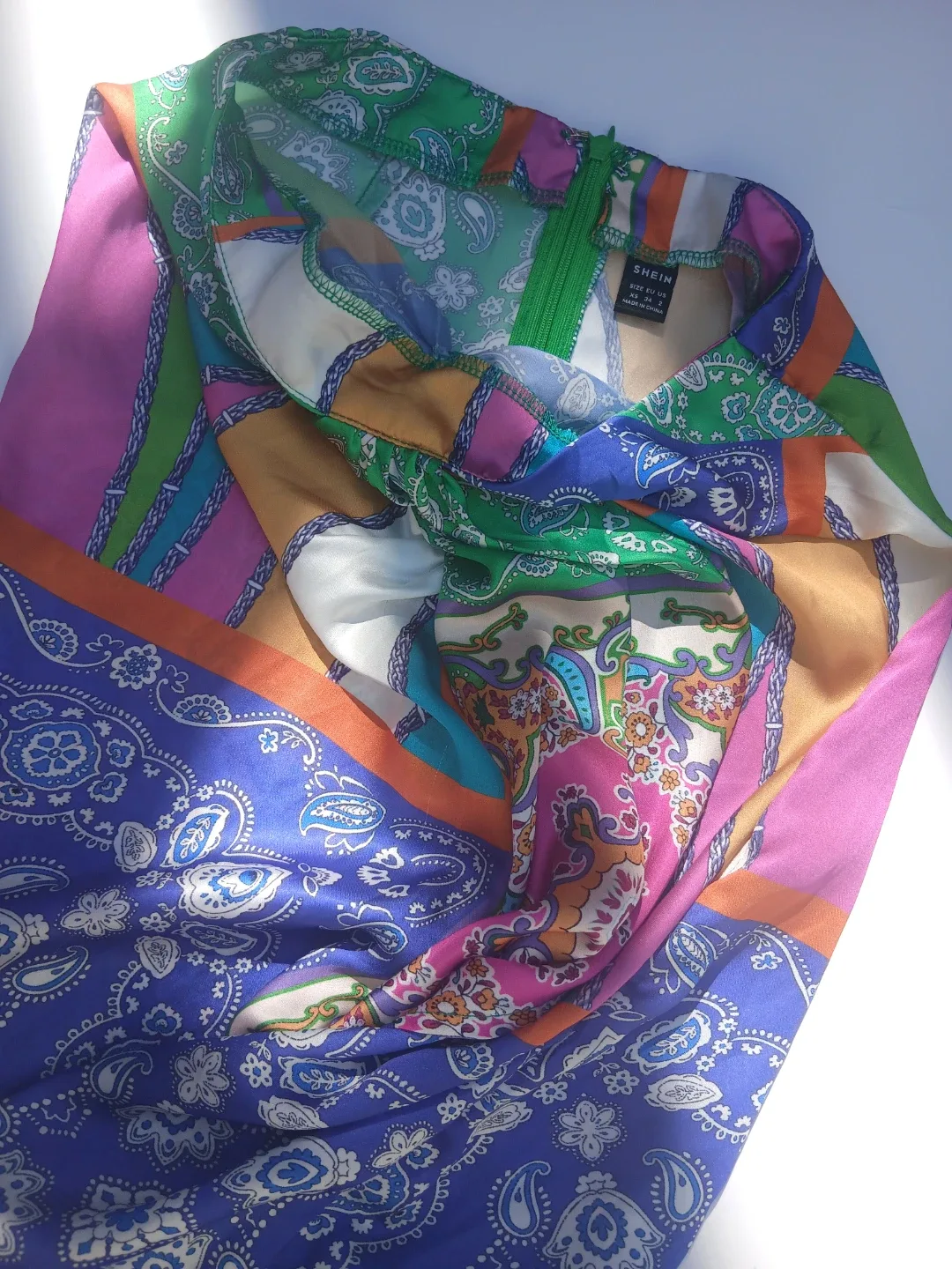 Shein Patchwork Print Knot Slit Skirt image indicator(3)