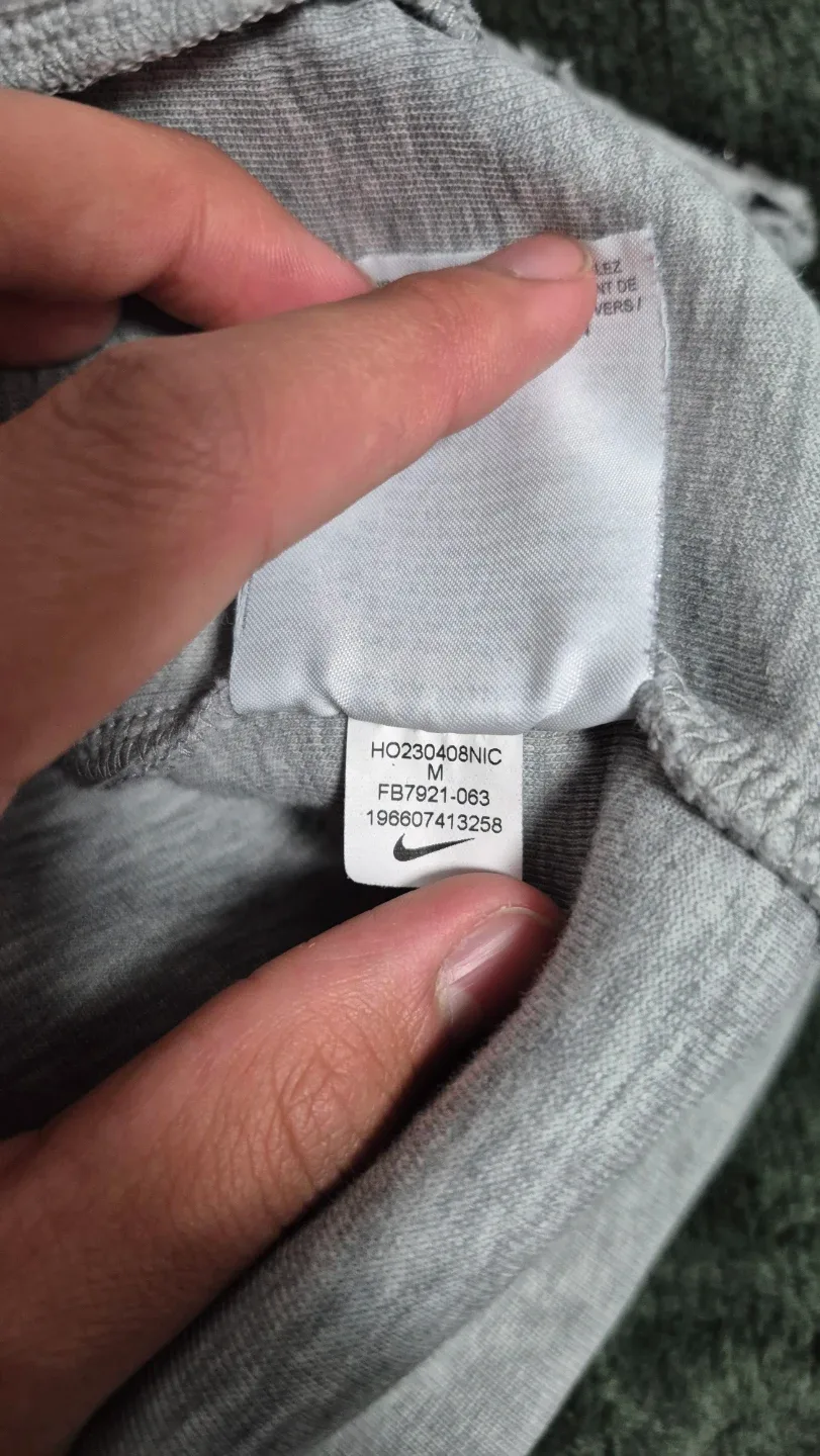 Nike Tech Fleece Hoodie - Grey Size M image indicator(3)