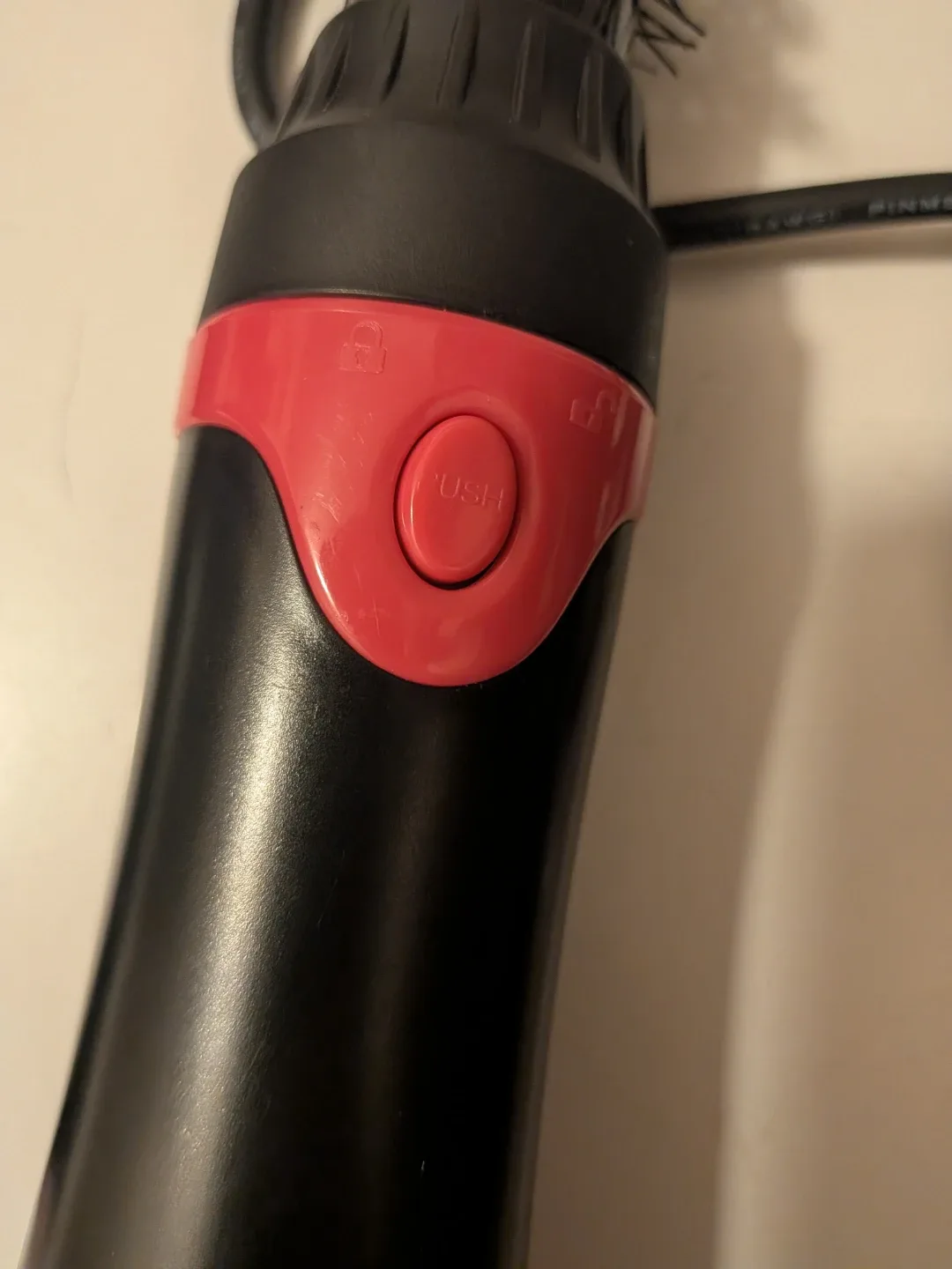 Hair Dryer Brush with Attachments image indicator(7)