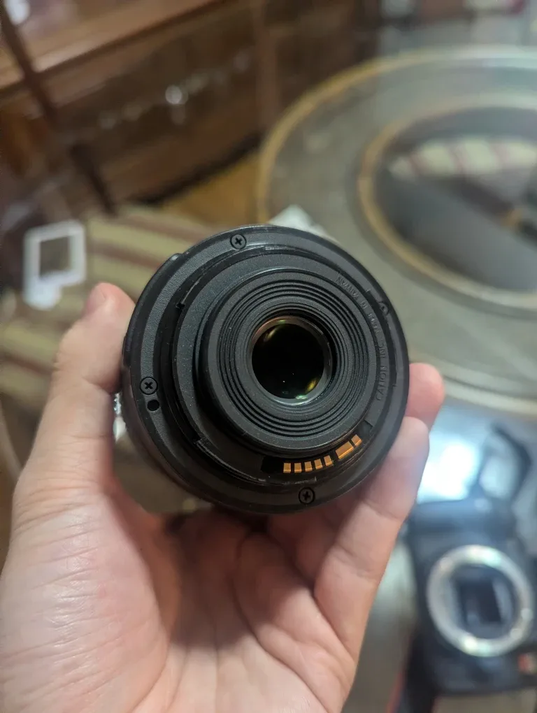 T6i Canon Camera + Accessories  (LIKE NEW) image indicator(8)