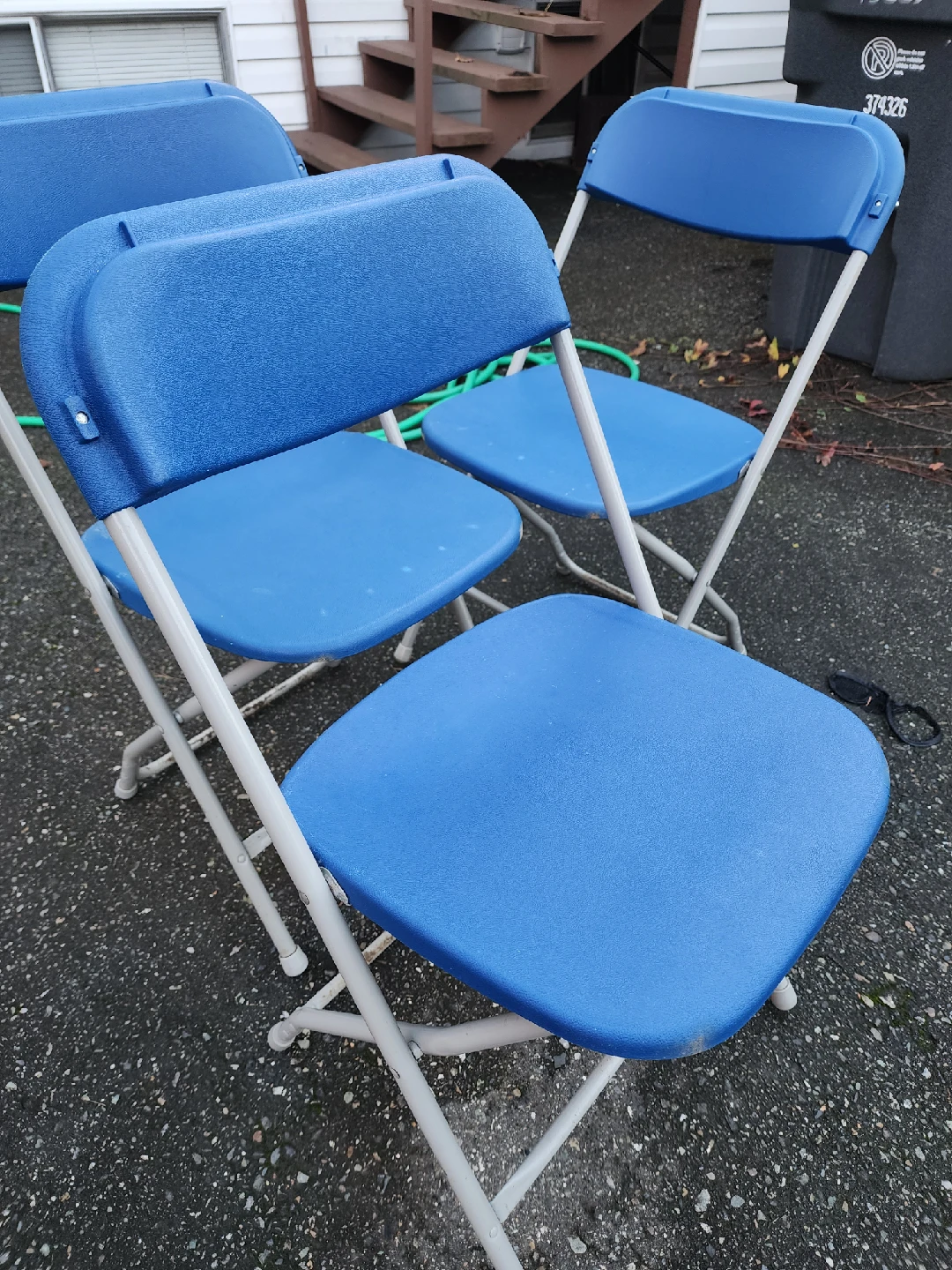 Blue Folding Chairs - Set of 11 - photo 5