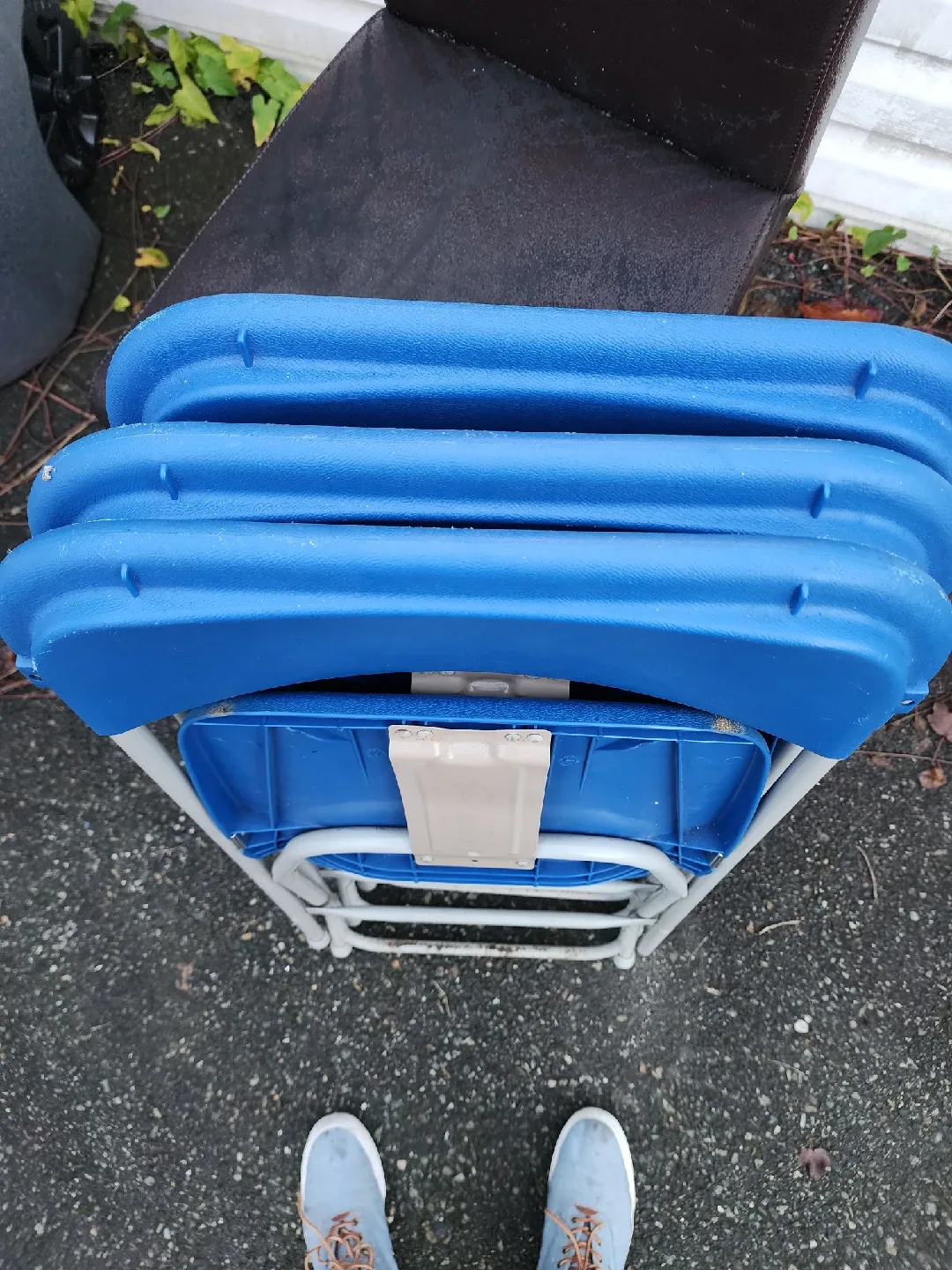 Blue Folding Chairs - Set of 11 image indicator(7)