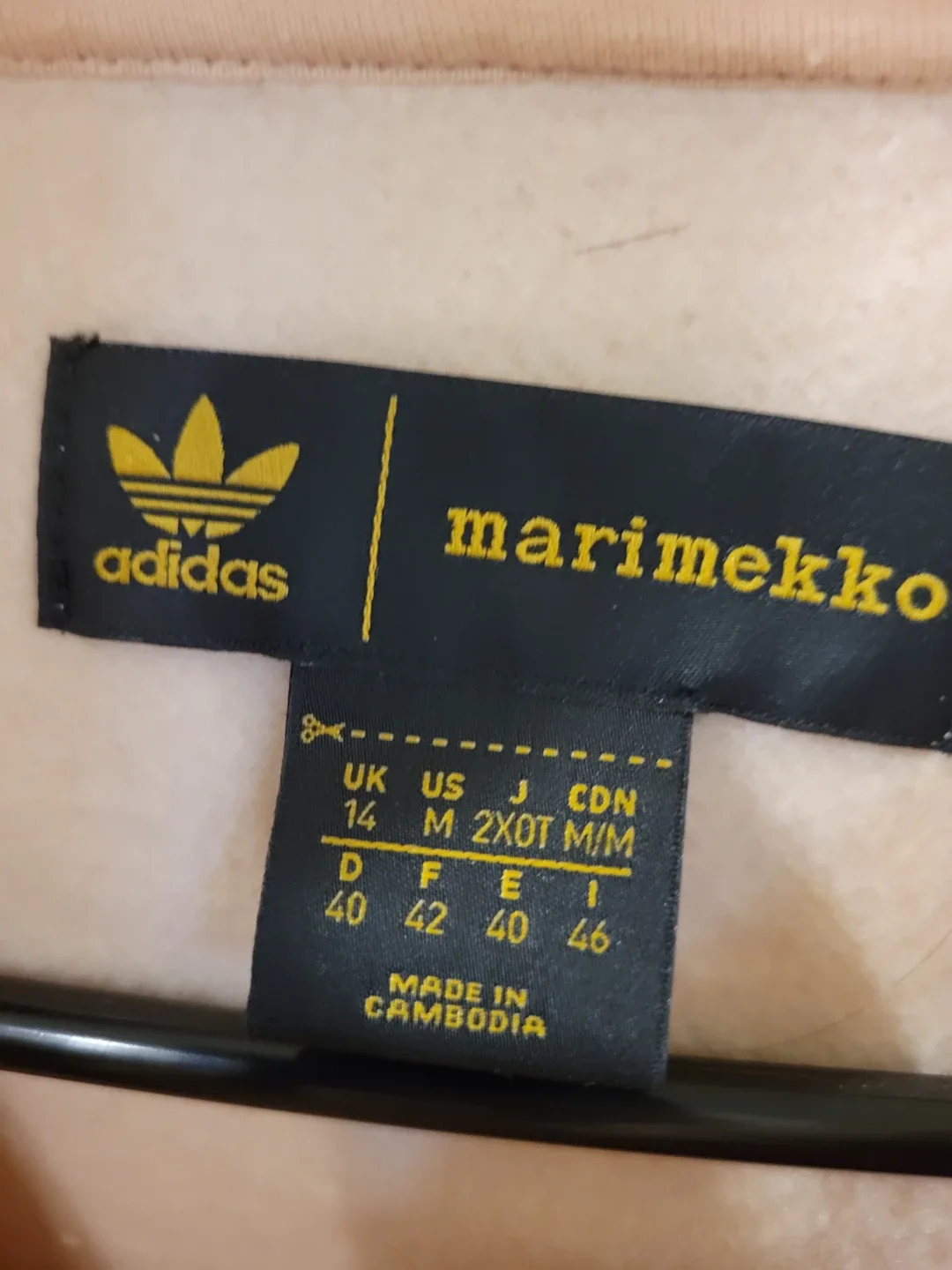 Adidas x Marimekko Hoodie - Size M image indicator(3)
