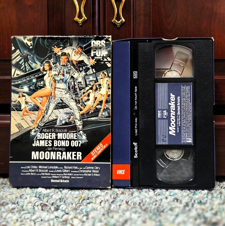 James Bond 007 Moonraker (1984) VHS *RARE*