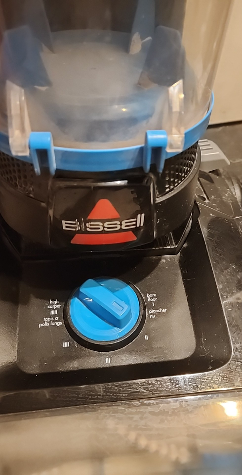 Bissell PowerForce Vacuum - photo 2