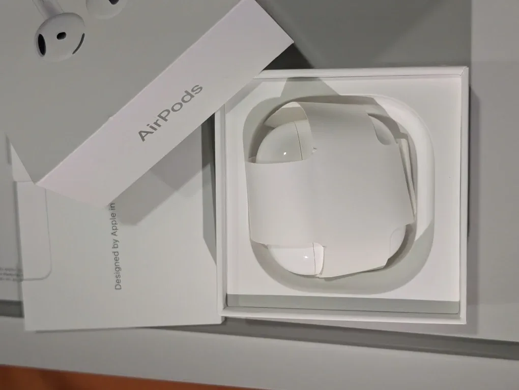 New Apple AirPods 4 image indicator(4)