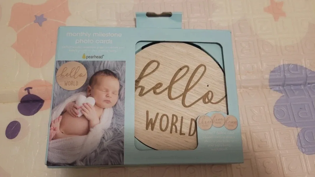 Pearhead Monthly Milestone Photo Cards - New