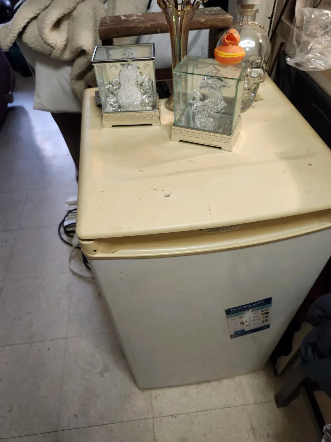 Danby Compact Refrigerator🥕 image indicator(2)