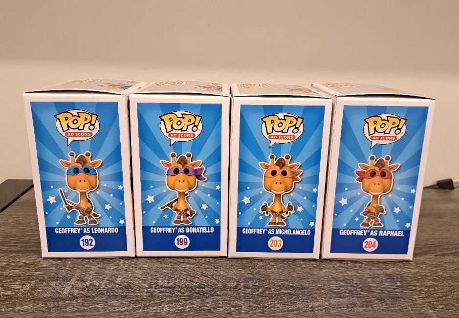 🐢 TMNT x 🦒 ToysRus | Geoffrey as Teenage Mutant Ninja Turtles image indicator(4)