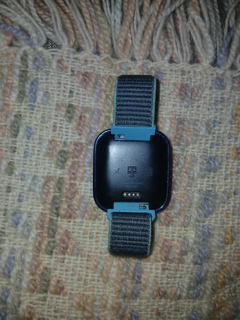 T-Mobile SyncUP KIDS Watch image indicator(2)