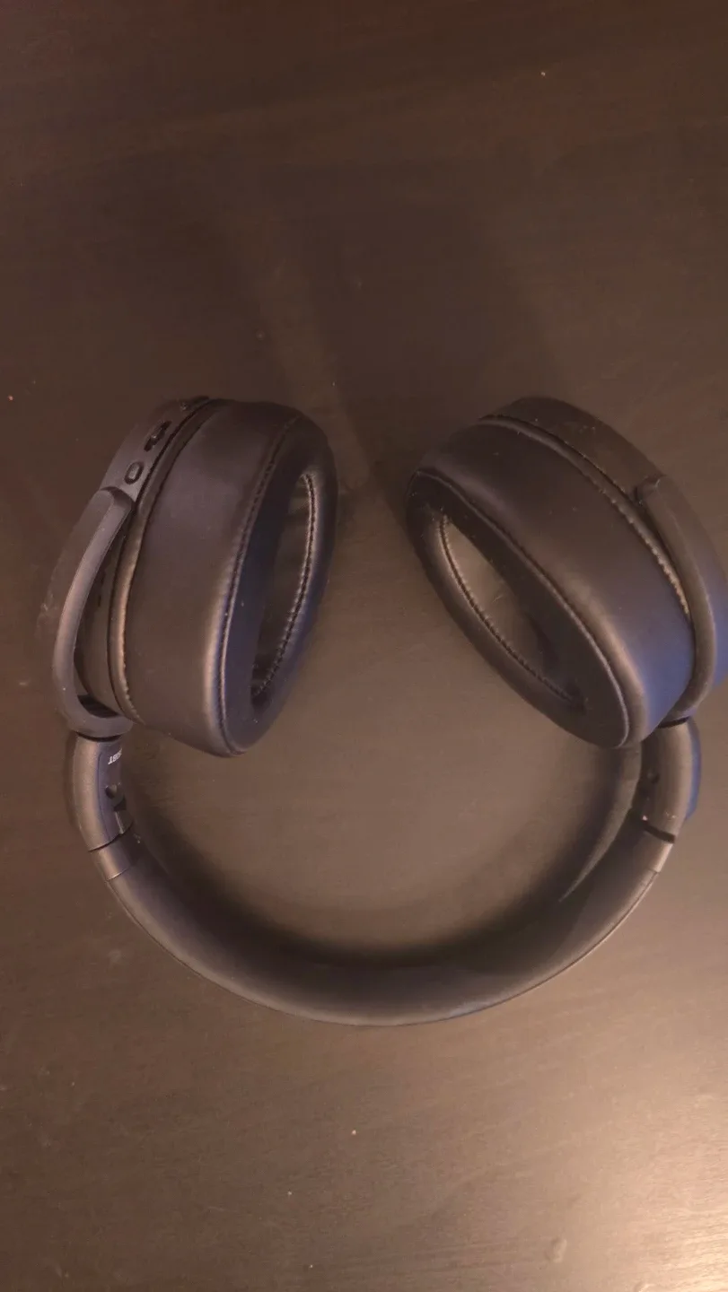 Sennheiser Headphones  hd 350 bt - Great Condition
