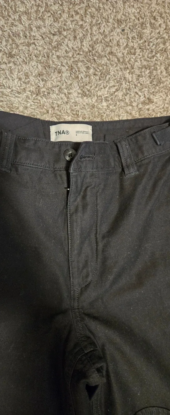 TNA cargo pants image indicator(3)