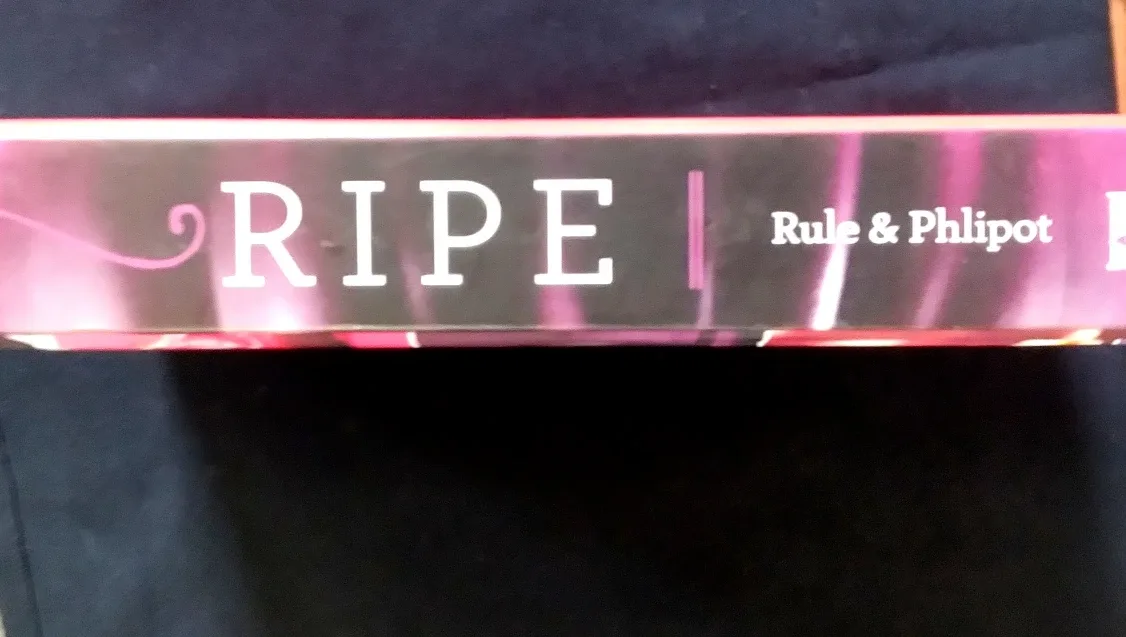 HARDCOVER COOK BOOK - RIPE - FRUIT & VEG THEMED image indicator(6)