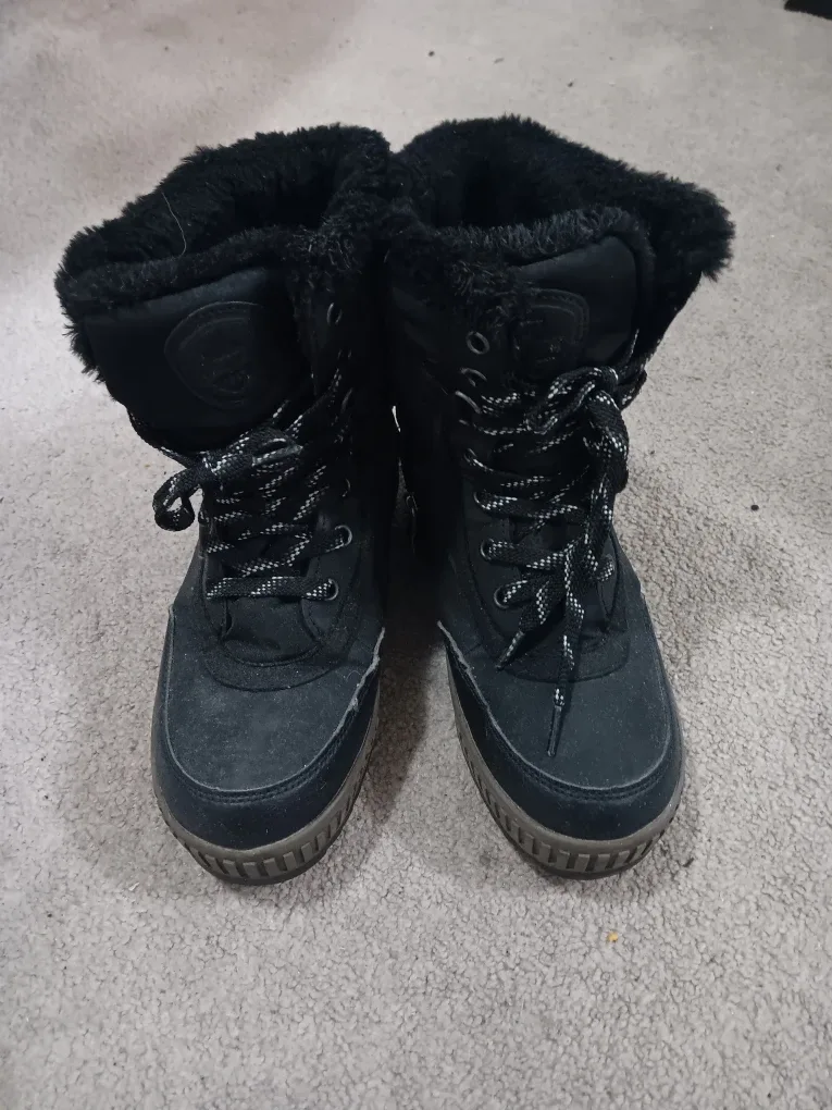 Cougar Black Winter Boots