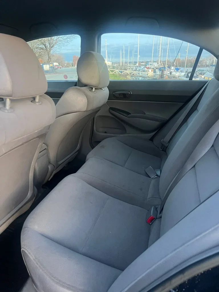 Honda Civic Sedan - Blue image indicator(4)