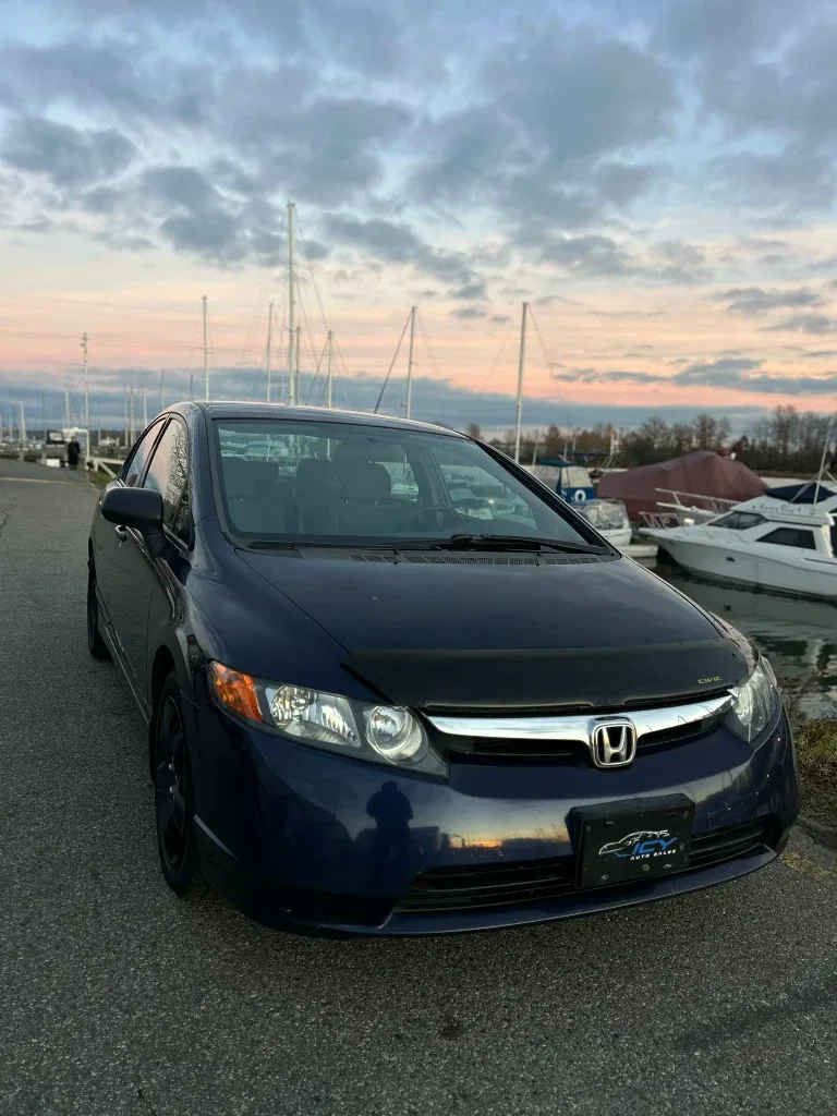 Honda Civic Sedan - Blue image indicator(9)