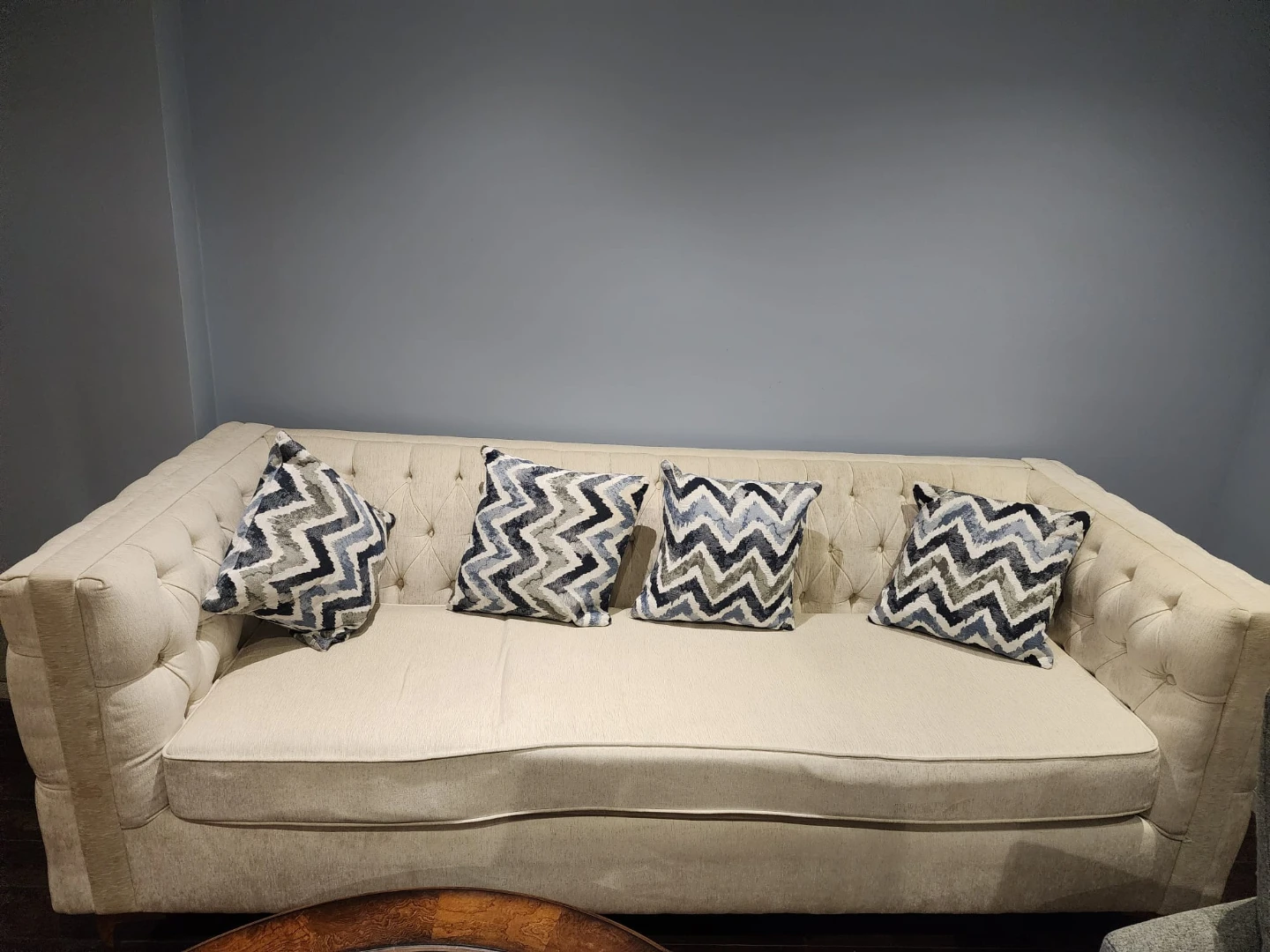 3 -Seater Cream Chesterfield Sofa