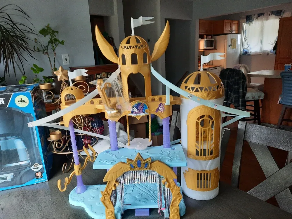 My Little Pony Canterlot Castle Playset