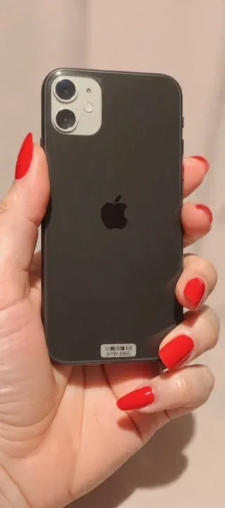 Apple iPhone 11 - Black