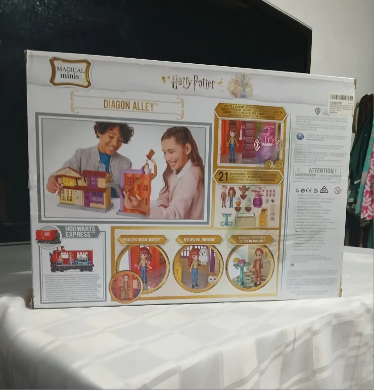 Harry Potter Magical Minis Diagon Alley Playset image indicator(2)