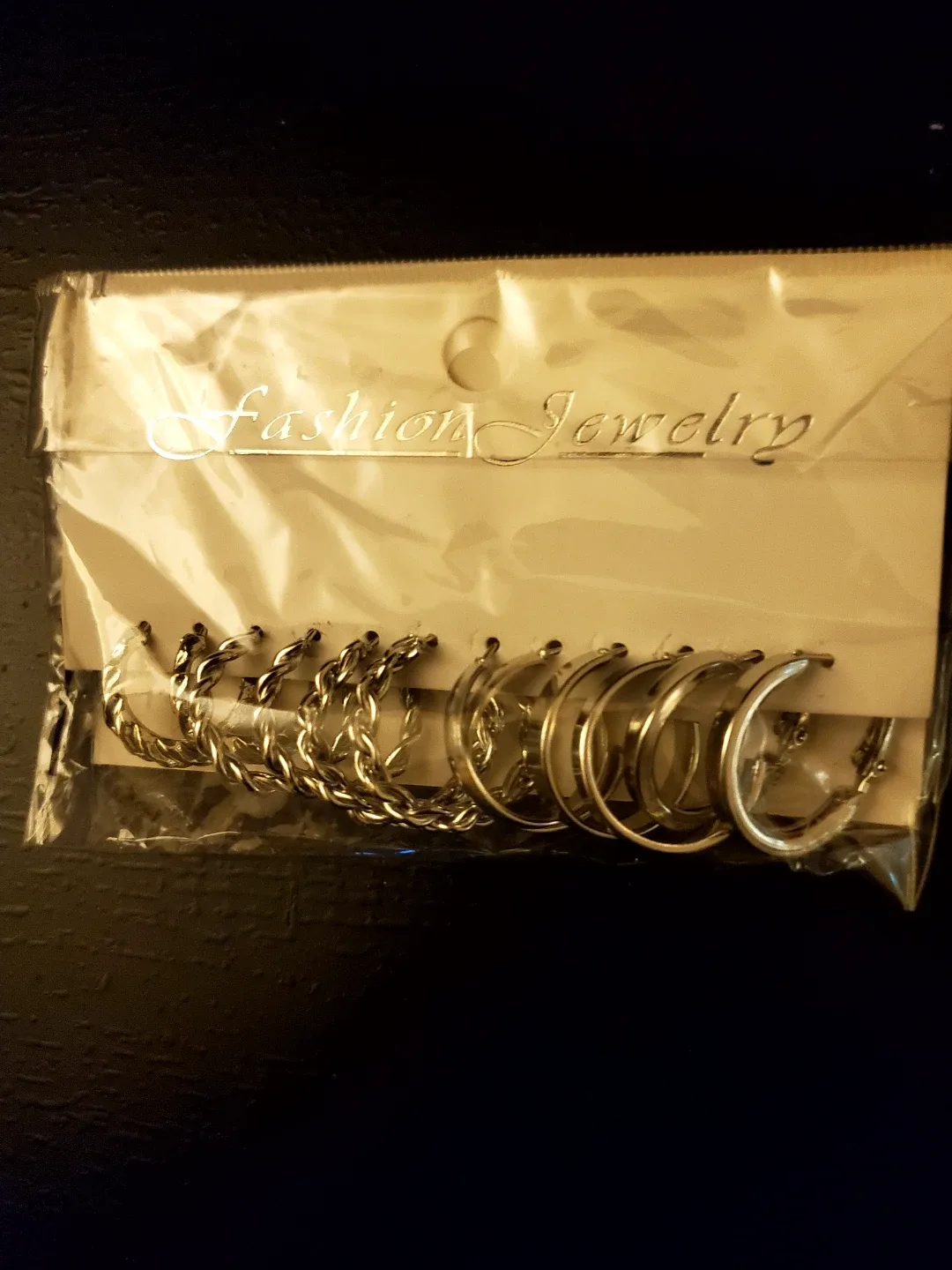 Fashion Jewelry Hoop Earring Set - New image indicator(2)