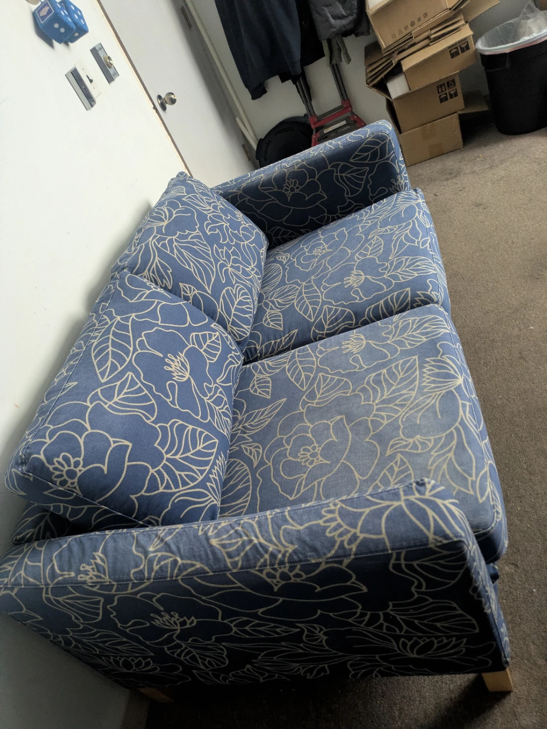 Loveseat - free delivery - photo 3